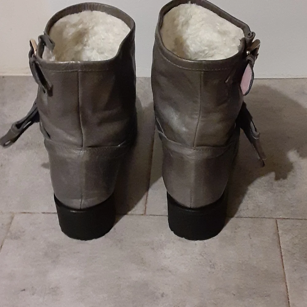 RED V VALENTINO size  9 - Picture 3 of 5
